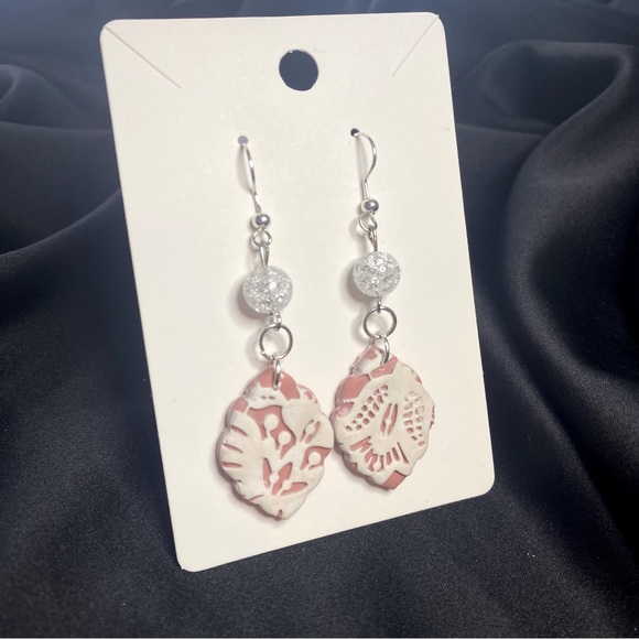 Blue Willow Boutique Earrings - Picture 2 of 4